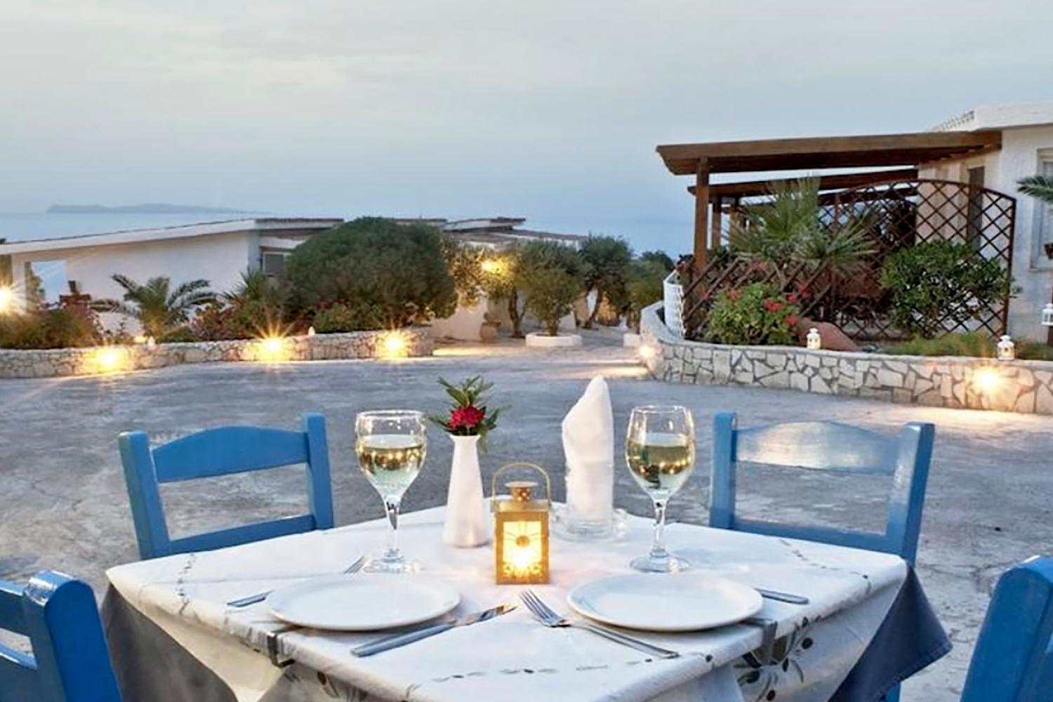 Lassion Golden Bay Отель Сития