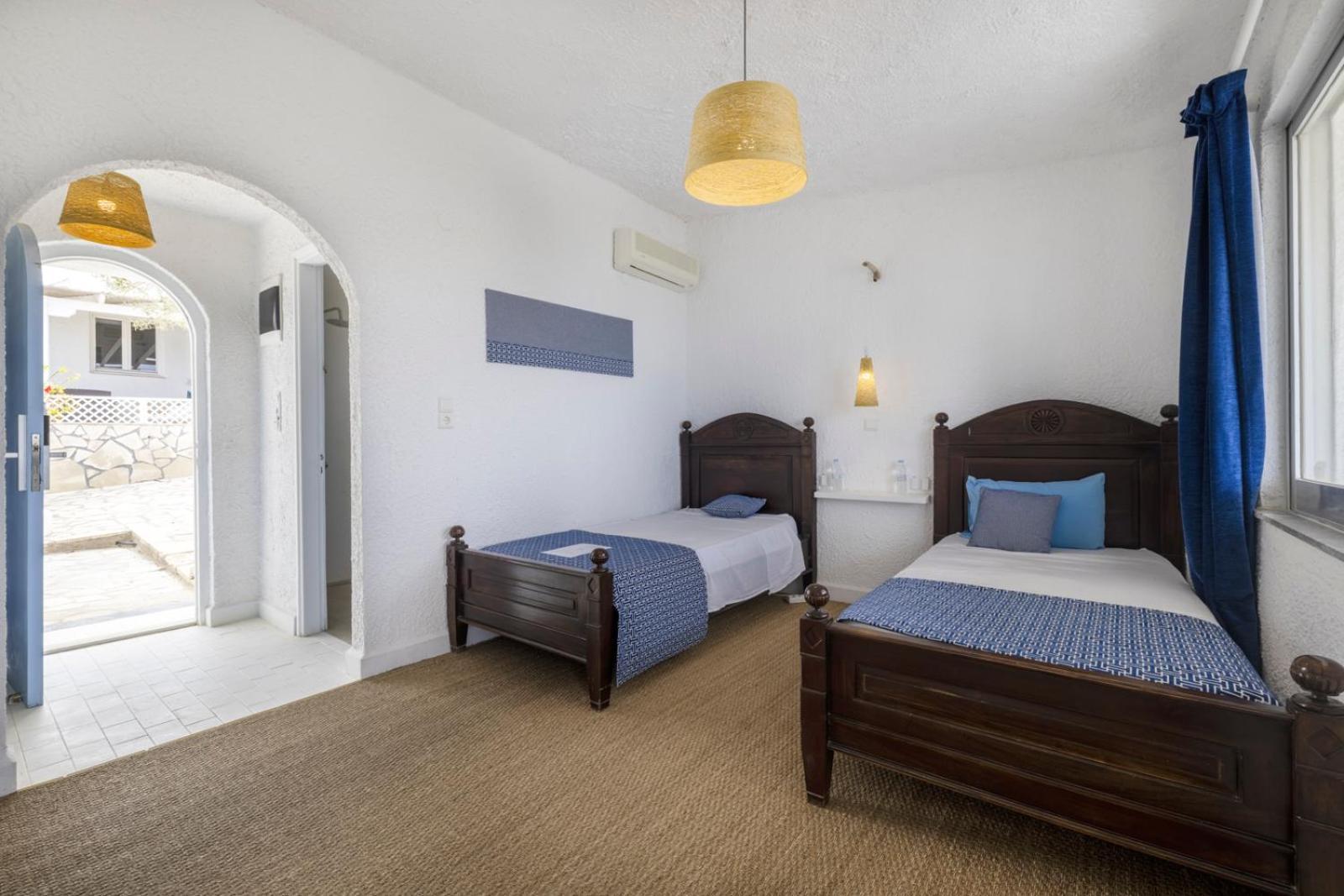 Lassion Golden Bay Отель Сития